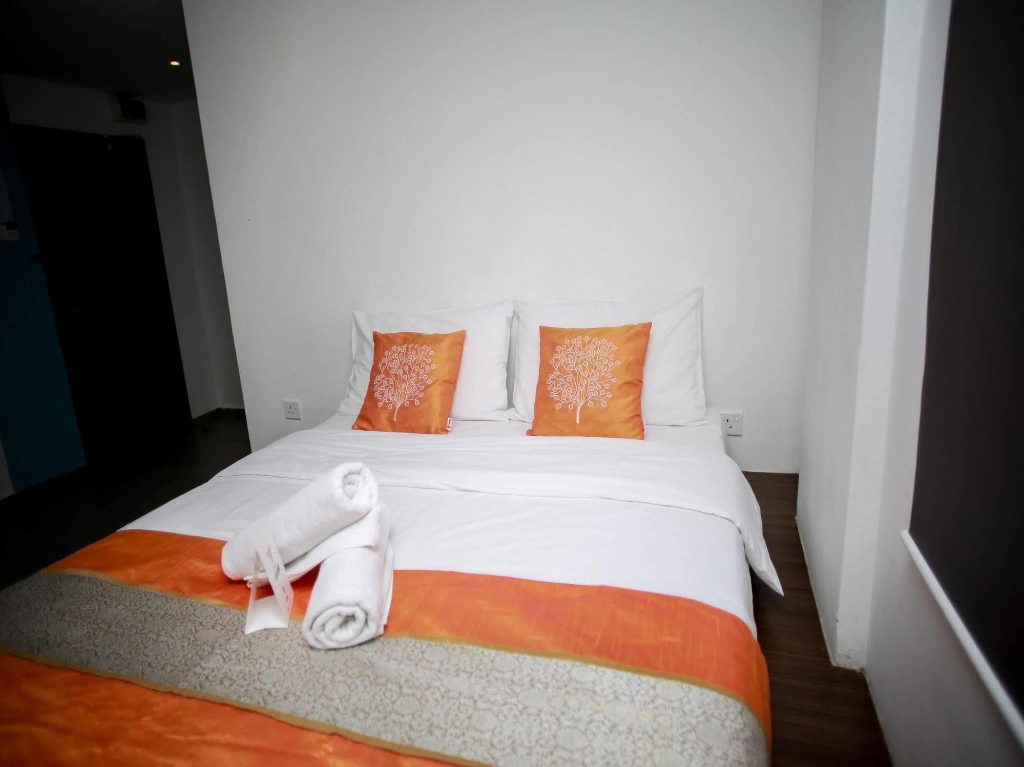 Hotel Super Oyo 246 Link